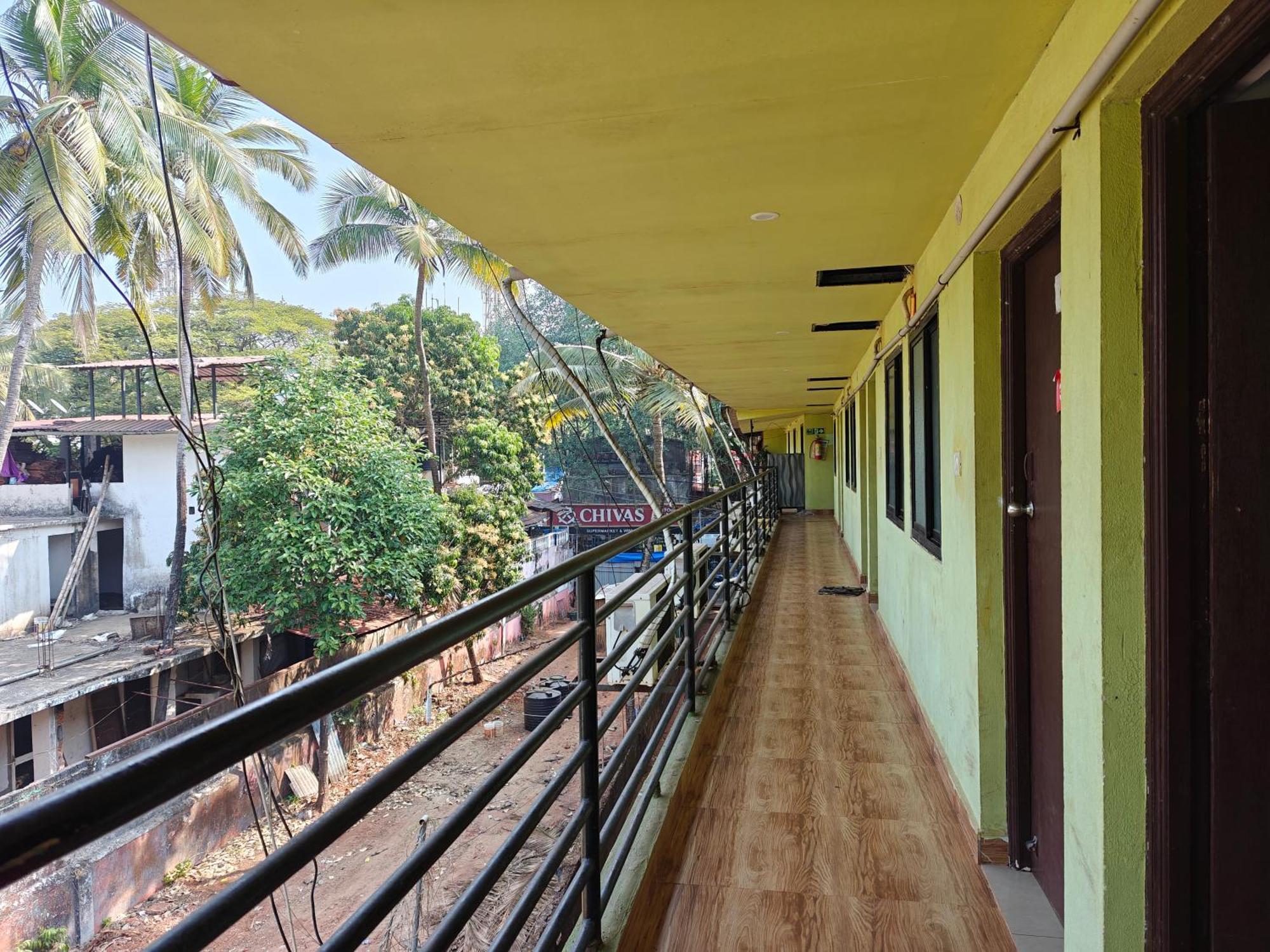 Hotelpornima Отель Пурнима Candolim Luaran gambar