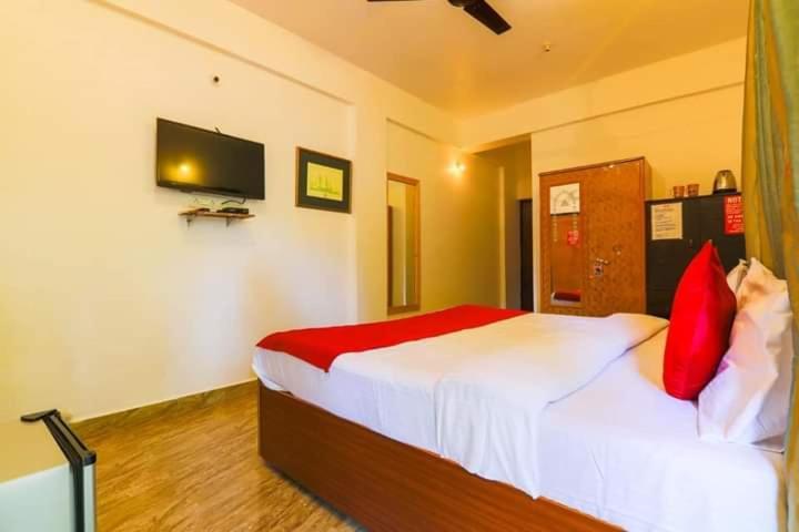 Hotelpornima Отель Пурнима Candolim Luaran gambar